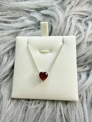 buji: PANDORA ORIGINAL Gümüş rəngli zəncirli boyunbağı – qırmızı ürək — 1
