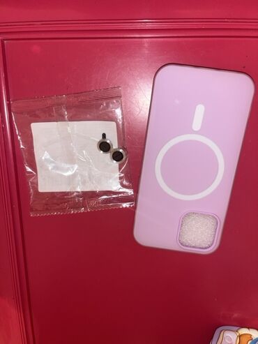 telofonlar ucuz: Qız üçün iphone 11\12 kabro və kamera qoruyucu satılır tek tekde