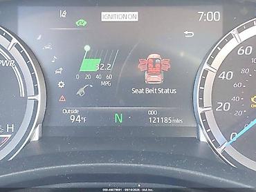 inter: Toyota Highlander: 2022 г., 2.5 л, Автомат, Гибрид — 10