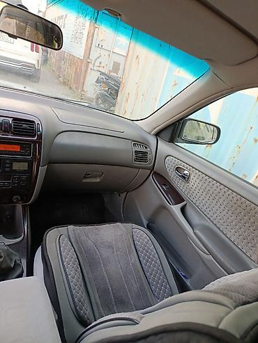 1999: Mazda 626: 1999 г., 2 л, Механика, Бензин, Седан — 7