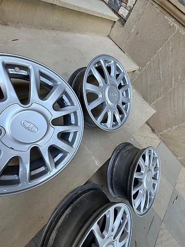 Disk təkərlər: Disk təkər Kia R 15, 5 Boltlu — 23