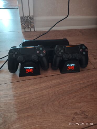 PS4 (Sony Playstation 4): PlayStation 4 Pro (PS4 Pro) oyun konsolu Xüsusiyyətlər: - Model: Sony — 8