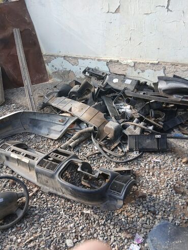 Digər avtomobil ehtiyat hissələri: VAZ üçün ehtiyat hissələri və kuzov detalları - Gümüş rəngli ön və — 5