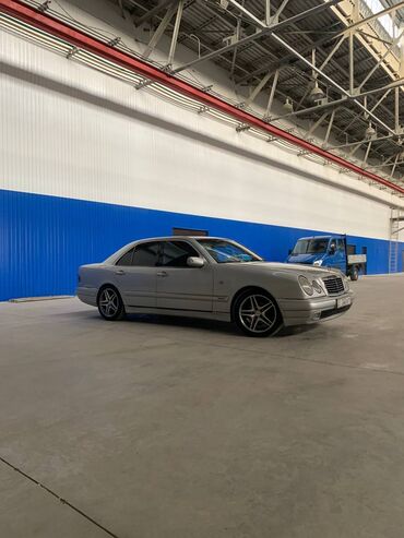 mercedesbenz джип: Mercedes-Benz A 210: 1998 г., 3.2 л, Автомат, Бензин, Седан