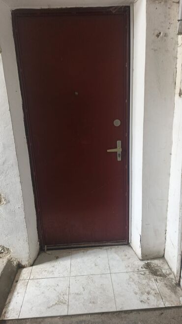 Jalüz qapılar: İşlənmiş Giriş qapısı Glazok ilə, Zəmanətsiz, Ünvandan götürmə