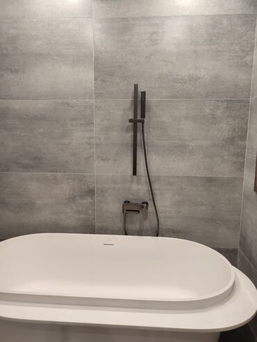 Монтаж и замена сантехники: Монтаж и замена сантехники Больше 6 лет опыта — 3