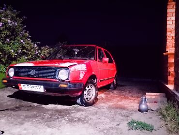 обмен машину: Volkswagen Golf: 1987 г., 1.8 л, Механика, Бензин, Van