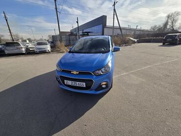 Kia: Chevrolet Spark: 2015 г., 1 л, Вариатор, Бензин, Хэтчбэк