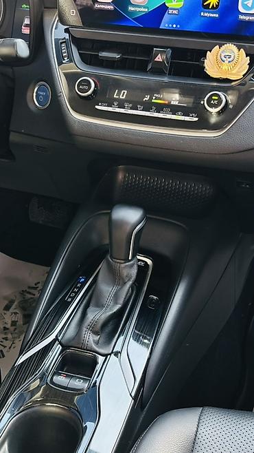 spark 2016: Toyota Corolla: 2019 г., 1.8 л, Автомат, Гибрид, Седан — 7