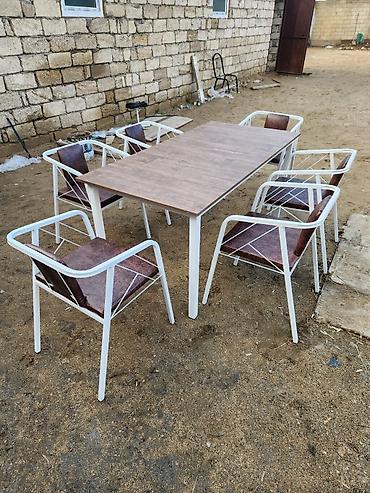 heyet stulu: Qonaq otağı üçün, Yeni, Açılmayan, Kvadrat masa — 2