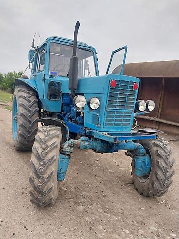 Traktorlar: MTZ-82 Belarus təkərli traktor - 4x4 (ön aparıcı körpü) - Dizel — 3