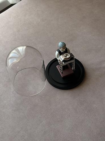 Классические часы: Подставка под часы ⌚️ Можно на подарок 🎁 Есть в наличии два новых — 1