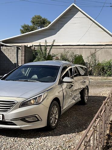 Продажа авто: Hyundai Sonata: 2016 г., 2 л, Автомат, Газ, Седан — 2