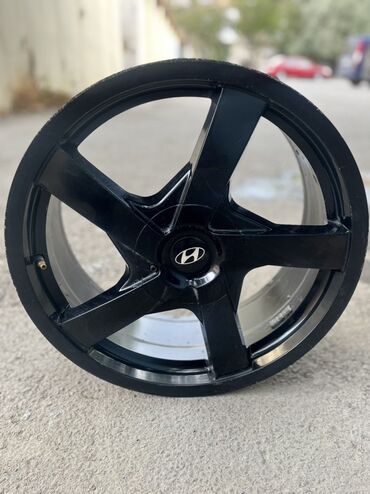 bmw 5 серия 520i 5at: İşlənmiş Disk təkər Hyundai 235 / 45 / R 18, 5 Boltlu
