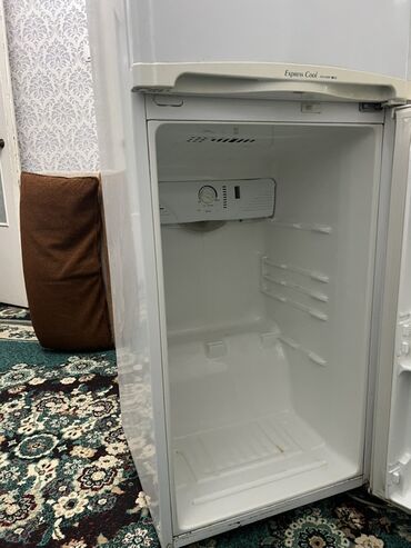 Холодильники: Холодильник LG, Двухкамерный