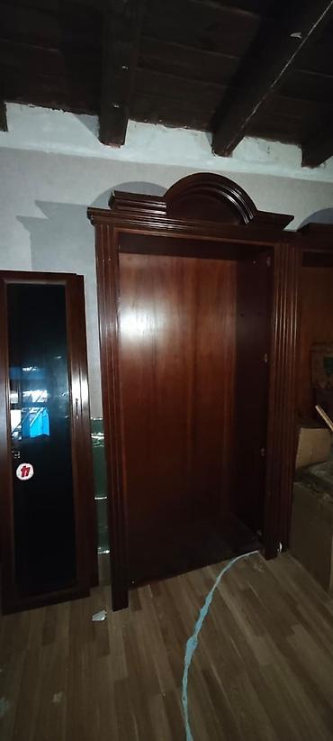 samdan: Klassik dizaynlı iri ölçülü qarderob korpusu - Material: tünd qoz — 4