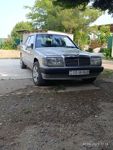 Mercedes-Benz: Mercedes-Benz 190 (W201): 2 l | 1992 il Sedan