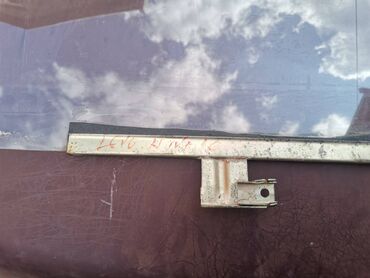 Auto delovi: Staklo levih vrata Lada 2121 Niva. Polovno, ocuvano. Originaalno — 5