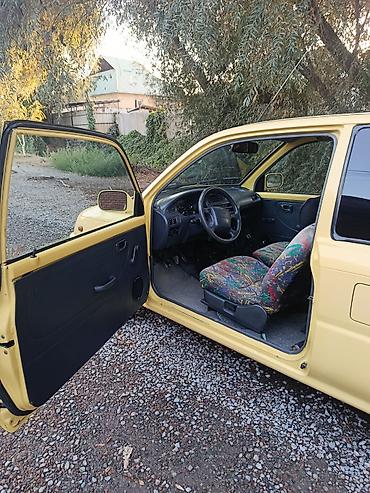дайхатсу пузар: Daihatsu Cuore: 1995 г., 0.8 л, Механика, Бензин, Купе — 10