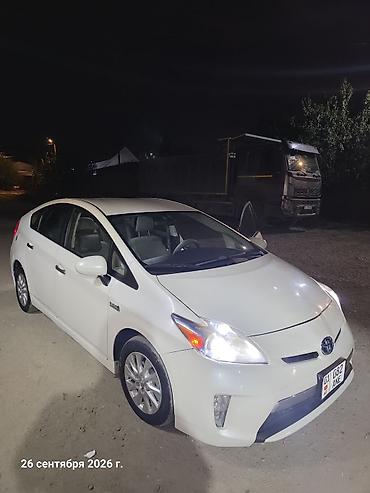 айон плагин: Toyota Prius: 2014 г., 1.8 л, Вариатор, Гибрид, Лифтбек — 9