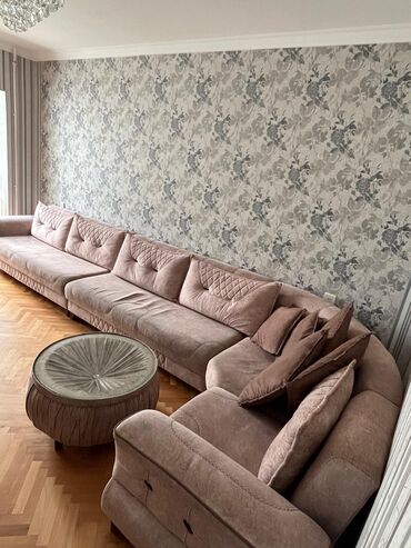 Mikrodalğalı sobalar: TehiUqlavoy divan. 600azn. ölçü 290/190sm. açılır bazalidi. ünvan