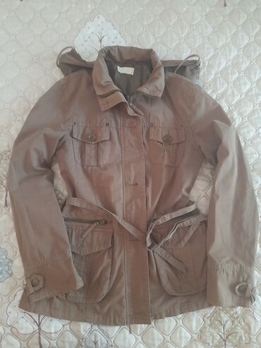 Other Jackets, Coats, Vests: Prolećna kratka ženska jaknica sa kaišem na cibzar kopčanje, očuvana