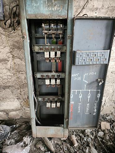yanmis meftil: Sənaye elektrik paylama dolabı - Tip: Üç fazalı elektrik — 2