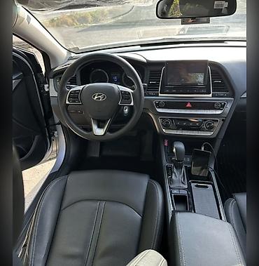 kia sonet 2025: Hyundai Sonata: 2021 г., 2 л, Автомат, Газ, Седан — 4