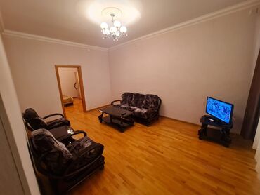 Günlük kirayə mənzillər: 2 otaqlı, Nəsimi r. r-nu — 16