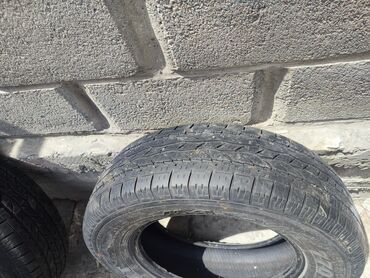 Шины: Шины 215 / 70 / R 16, Всесезонная, Б/у, Пара, Внедорожные (АТ/МТ), Maxxis