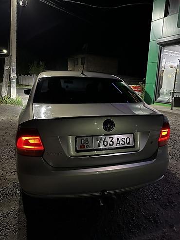 Volkswagen: Volkswagen Polo: 2011 г., 1.6 л, Механика, Бензин, Седан — 4