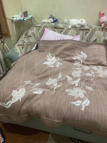 Прямые диваны: Диван/Кровать 2 м вместе с 2мя креслами в наборе/хорошего качества — 4