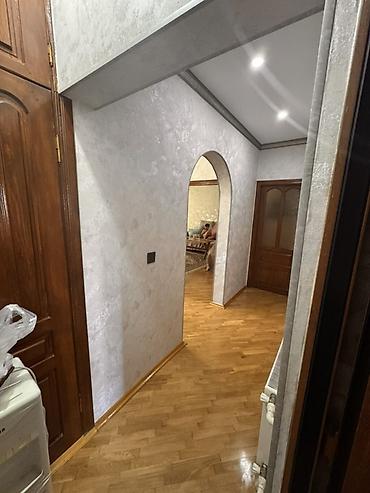 5 mkr satilan evler: Sumqayıt, 3 otaqlı, Köhnə tikili, 69 kv. m — 10