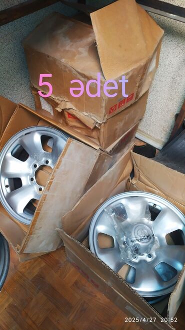 mayback disk: 5 ədəd Tayota diski. Təzədir. Qiymətdə cüzi endirim olacaq