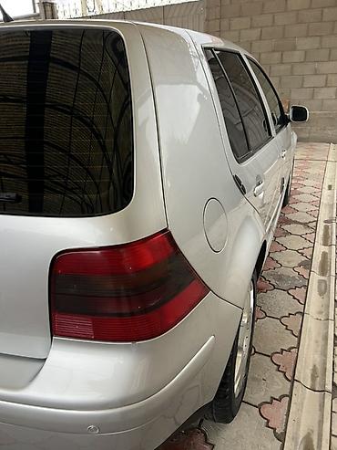 Volkswagen Golf: 2003 г., Хэтчбэк