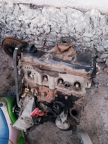 Транспорт: Матор 1,8 АБС 90лс. расход масло от замены до замены 200-300 грамм — 1