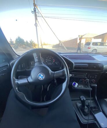 BMW: BMW 5 series: 1990 г., 2 л, Механика, Бензин, Седан — 5