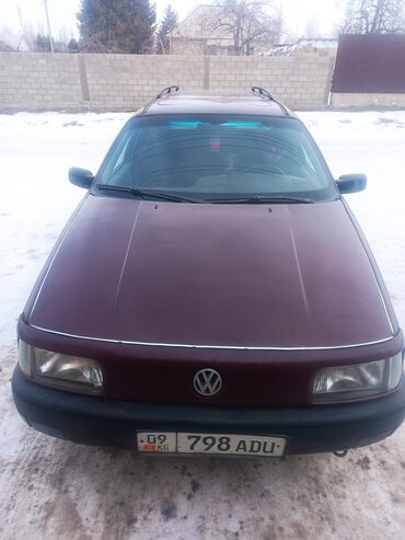 Volkswagen: Volkswagen Passat: 1989 г., 1.8 л, Механика, Бензин, Универсал