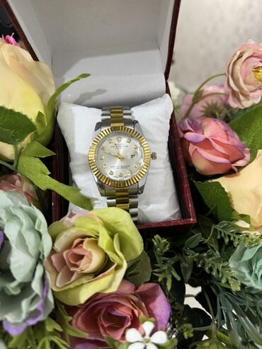 brilyant qaşlı üzük: Qol saatı, Rolex, rəng - Qızılı