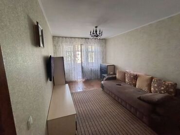квартира с подсления: 2 комнаты, 46 м², 104 серия, 2 этаж, Косметический ремонт