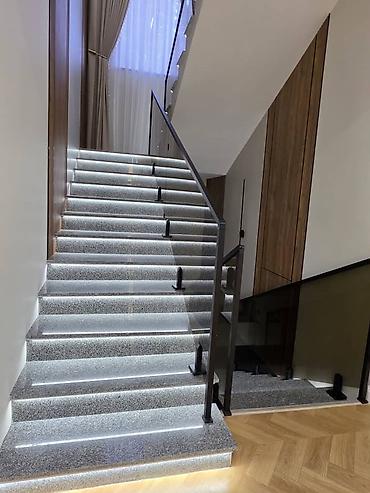хату: 6 комнат и более, 400 м², 8 соток, Бишкек — 5