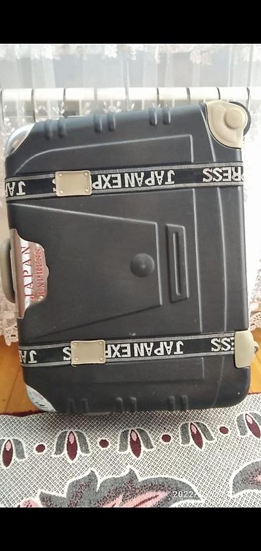 bilet formula: Sərt korpuslu səyahət çamadanı - Material: möhkəm plastik/sərt — 1