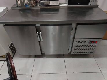 xamir yoyadigan aparat: Restoran üçün masa tipli soyuducu satılır