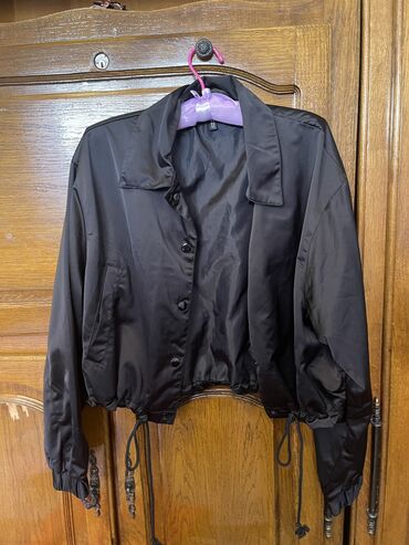 crna zenska kozna jakna: Kratka jaknica 1500
H&M