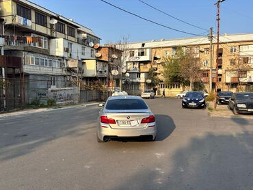 BMW: BMW 5 Series (F10) sedan – gümüş rəng. Texniki xüsusiyyətlər və — 9