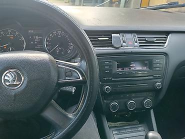 Skoda: Skoda Octavia: 2014 г., 1.6 л, Механика, Бензин, Седан — 7