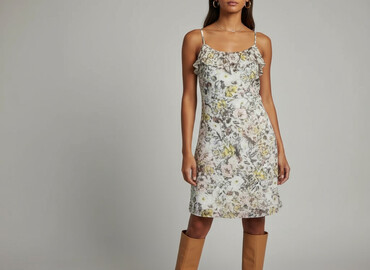sukienki na wesele rozkloszowane plus size: Women`s dress, size S