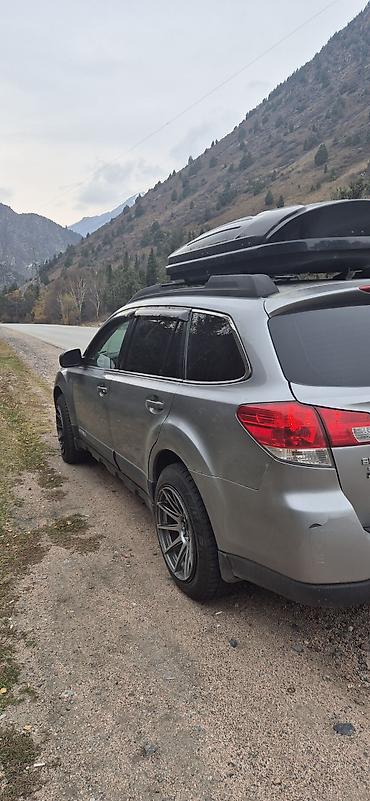 Subaru: Subaru Outback: 2010 г. — 5
