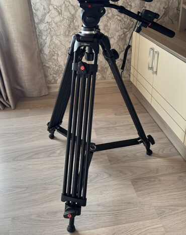 индукционная плита баку: Peşəkar videoçəkiliş üçün üçayaqlı tripod və fluid başlıq dəsti. -
