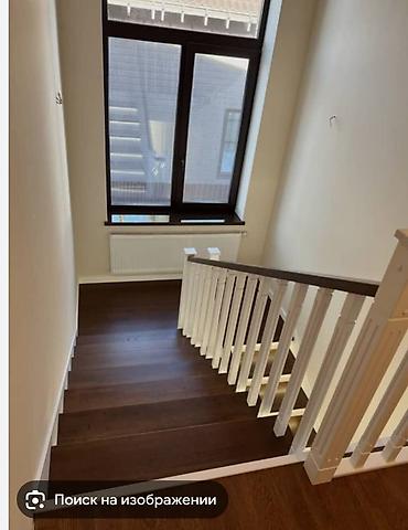 Деревянные лестницы: Деревянная лестница Для дома, Форма лестницы: Г-образная, Стиль: Классический — 5